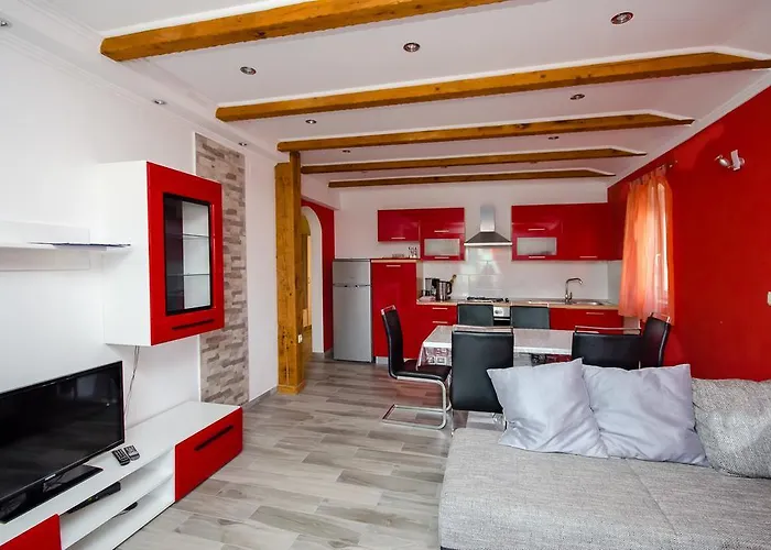 Апартаменты Rajka Лопар