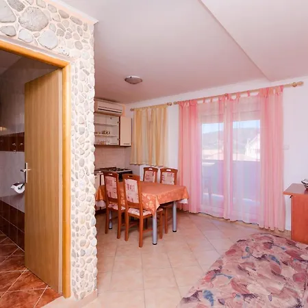 Rajka Apartment *