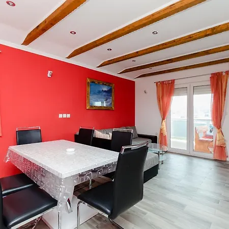 Rajka Apartment *