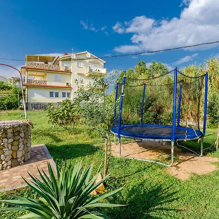 Apartment Rajka Lopar